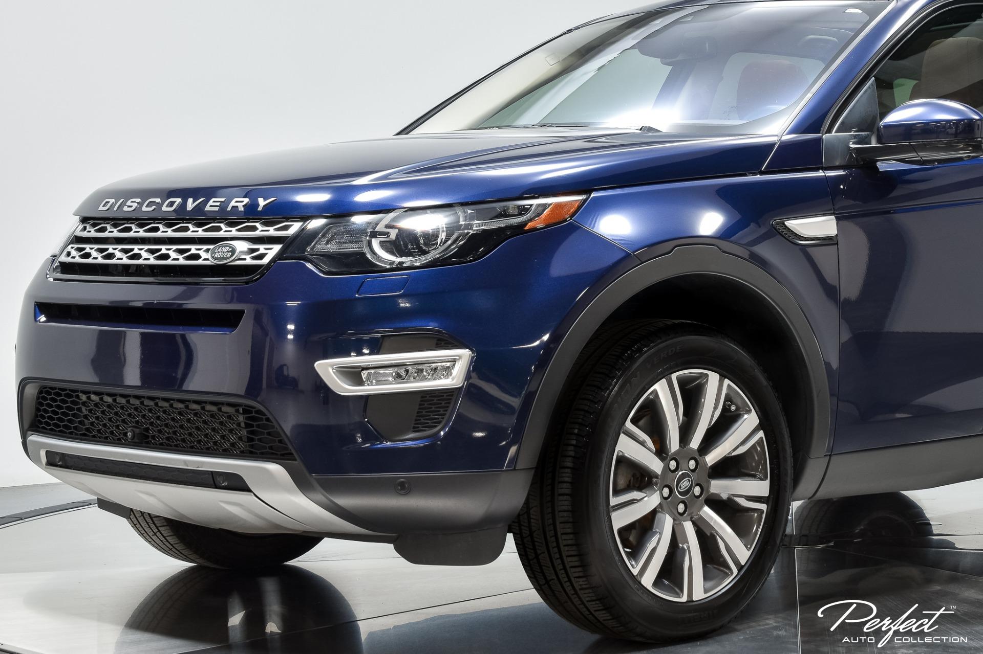 Used 2017 Land Rover Discovery Sport HSE Luxury for sale $30,895 at Perfect Auto Collection in Akron OH 44310 4