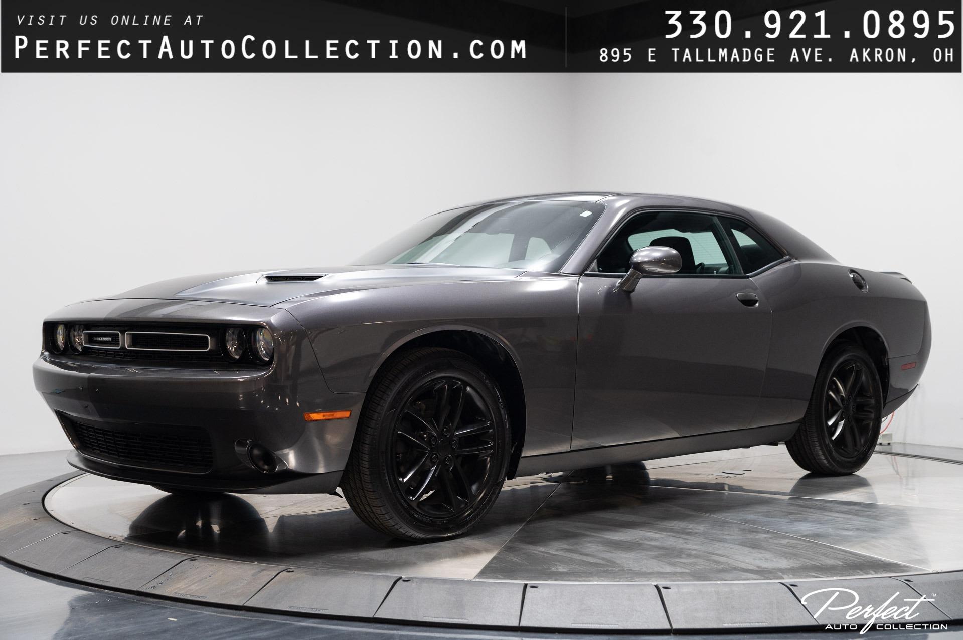 Used 2019 Dodge Challenger SXT for sale $23,895 at Perfect Auto Collection in Akron OH 44310 1
