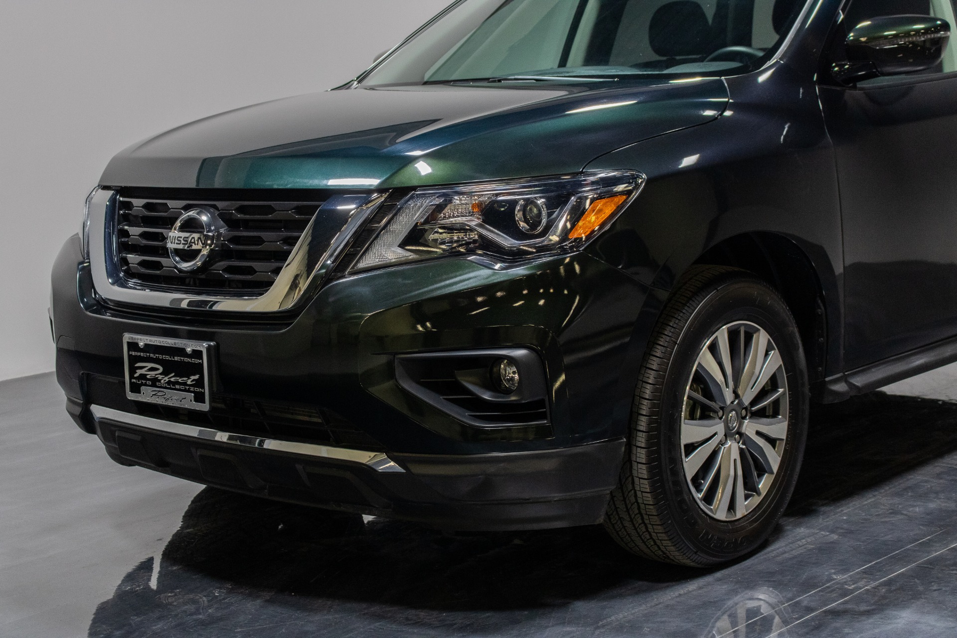 Used 2019 Nissan Pathfinder SV Sport Utility 4D for sale Sold at Perfect Auto Collection in Akron OH 44310 2