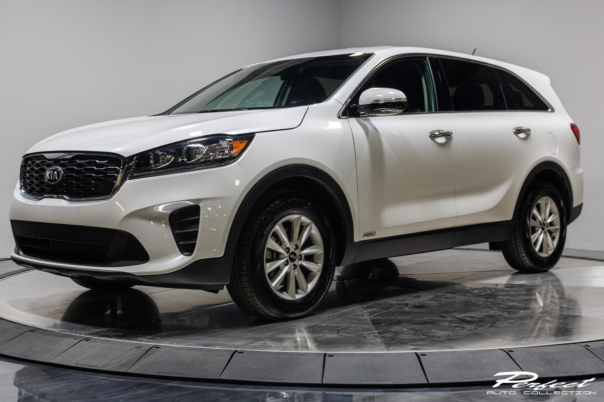 Used 2020 Kia Sorento LX V6 for sale Sold at Perfect Auto Collection in Akron OH 44310 1