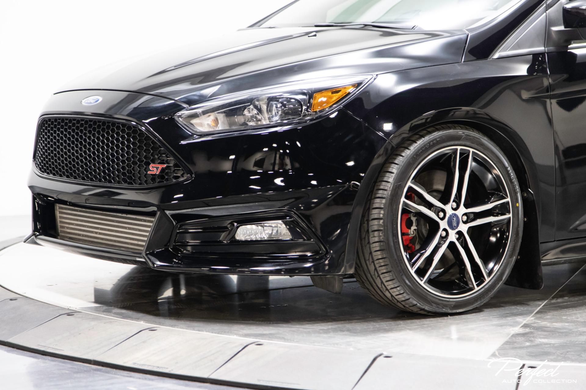 Used 2018 Ford Focus ST For Sale (26,995) Perfect Auto Collection