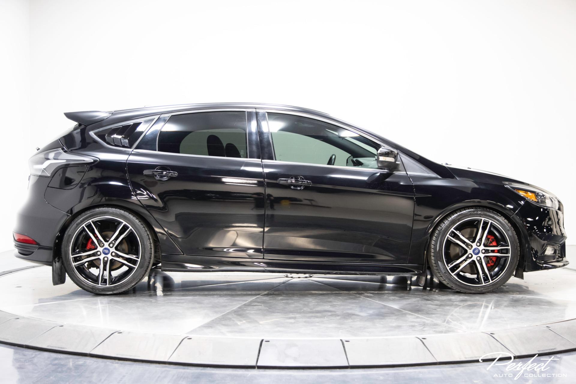 Used 2018 Ford Focus ST For Sale (26,995) Perfect Auto Collection
