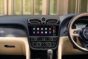 Bentley Bentayga Hybrid Dash