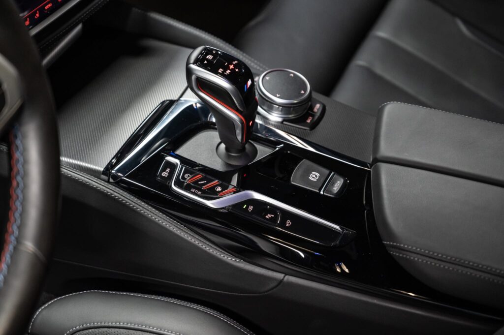 The M5 8-speed automatic transmission