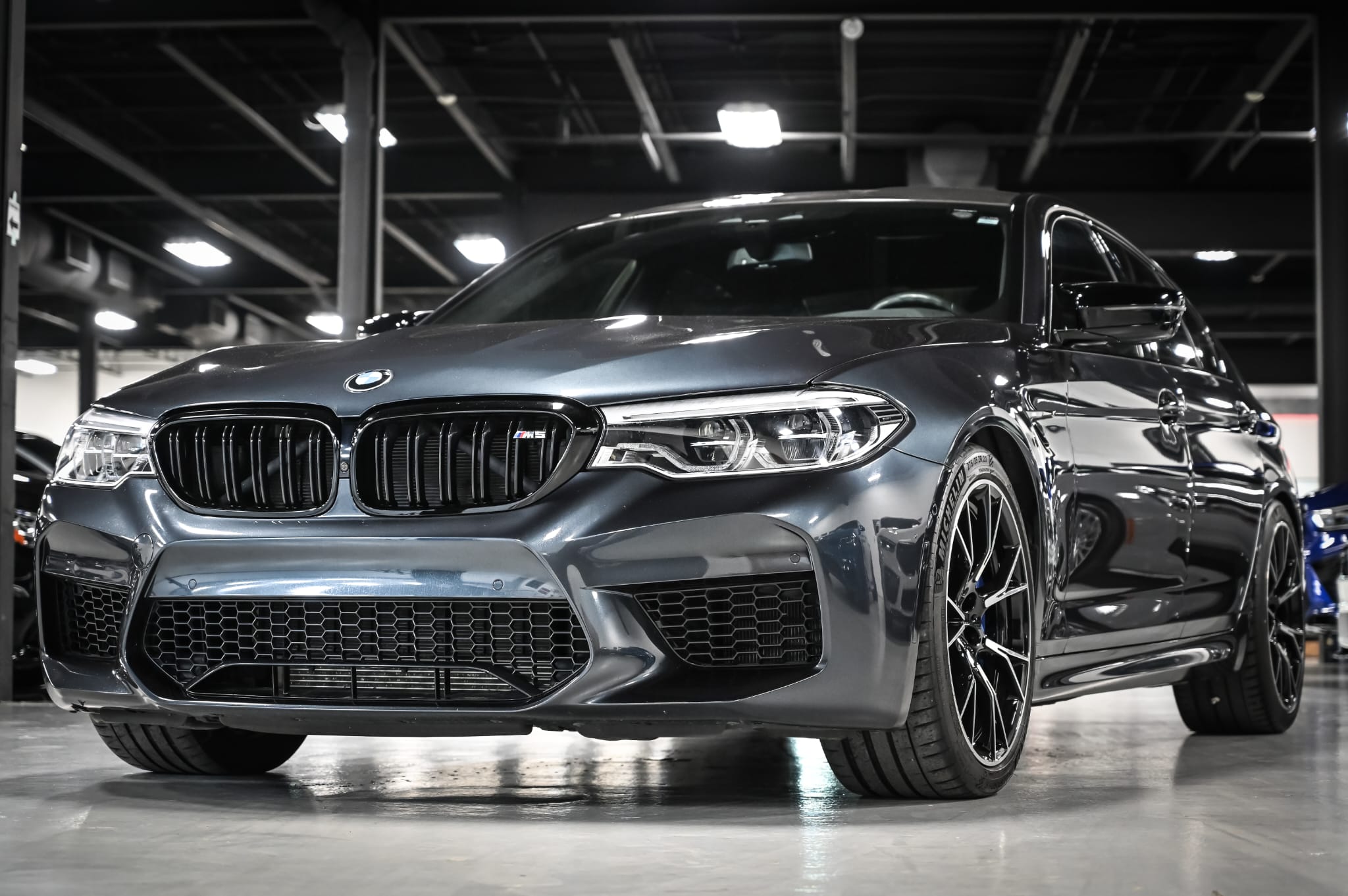 F90 M5 in Singapore Grey Metallic