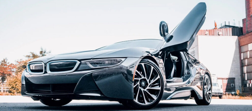 BMW i8 | Akron, OH